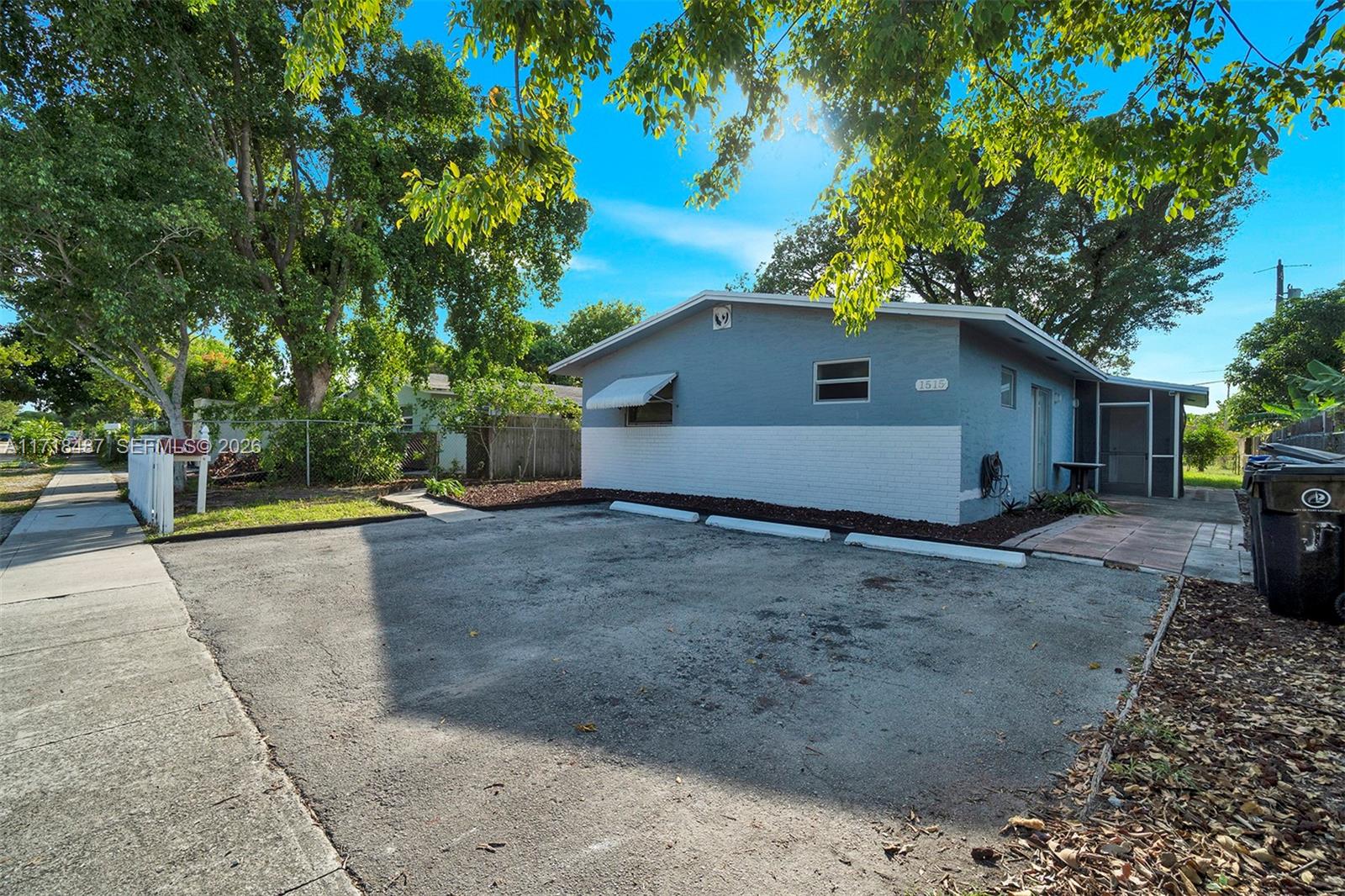 1515 NW 2nd Ave, Fort Lauderdale FL 33311 — #A11718487