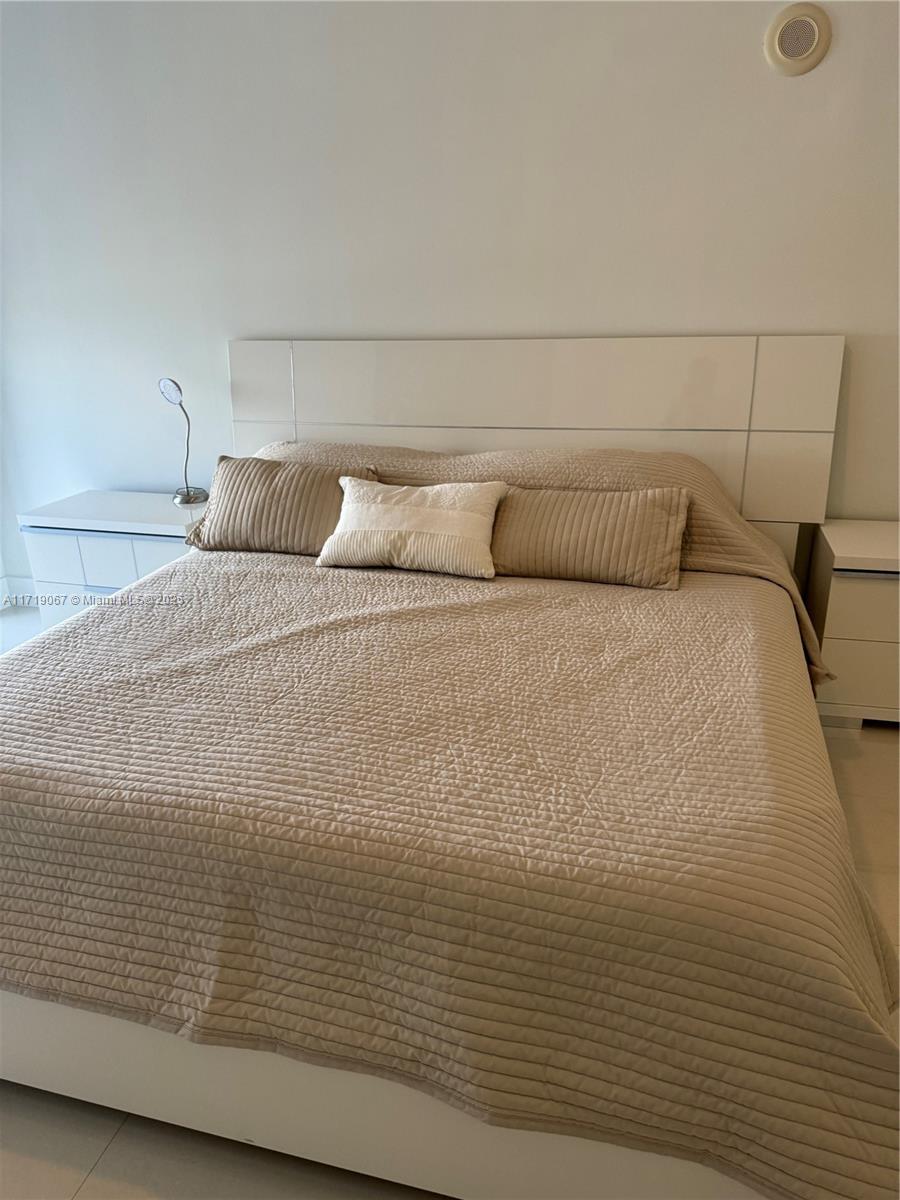 16001 Collins Ave # 2605, Sunny Isles Beach FL 33160 — #A11719067