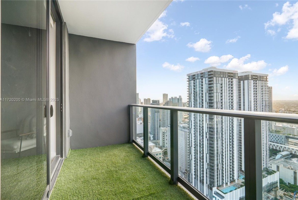 1170