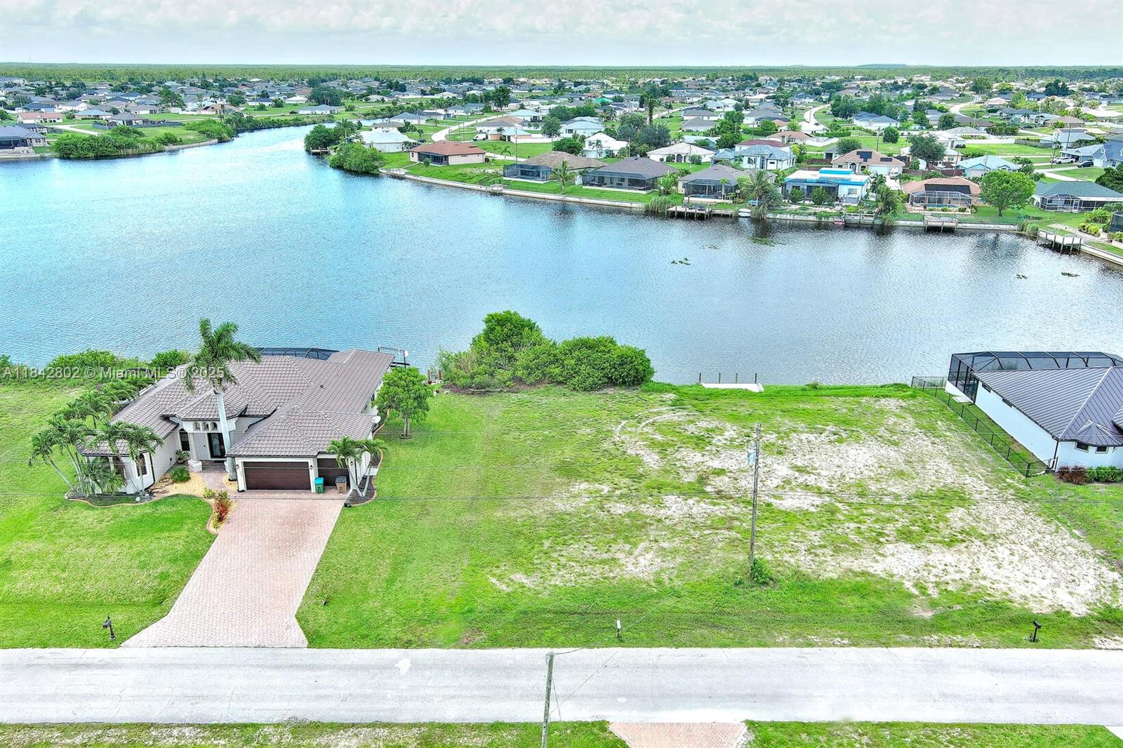 f3b61b38-381 401 NW 24th Ter, Cape Coral FL 33993 — #A11842802