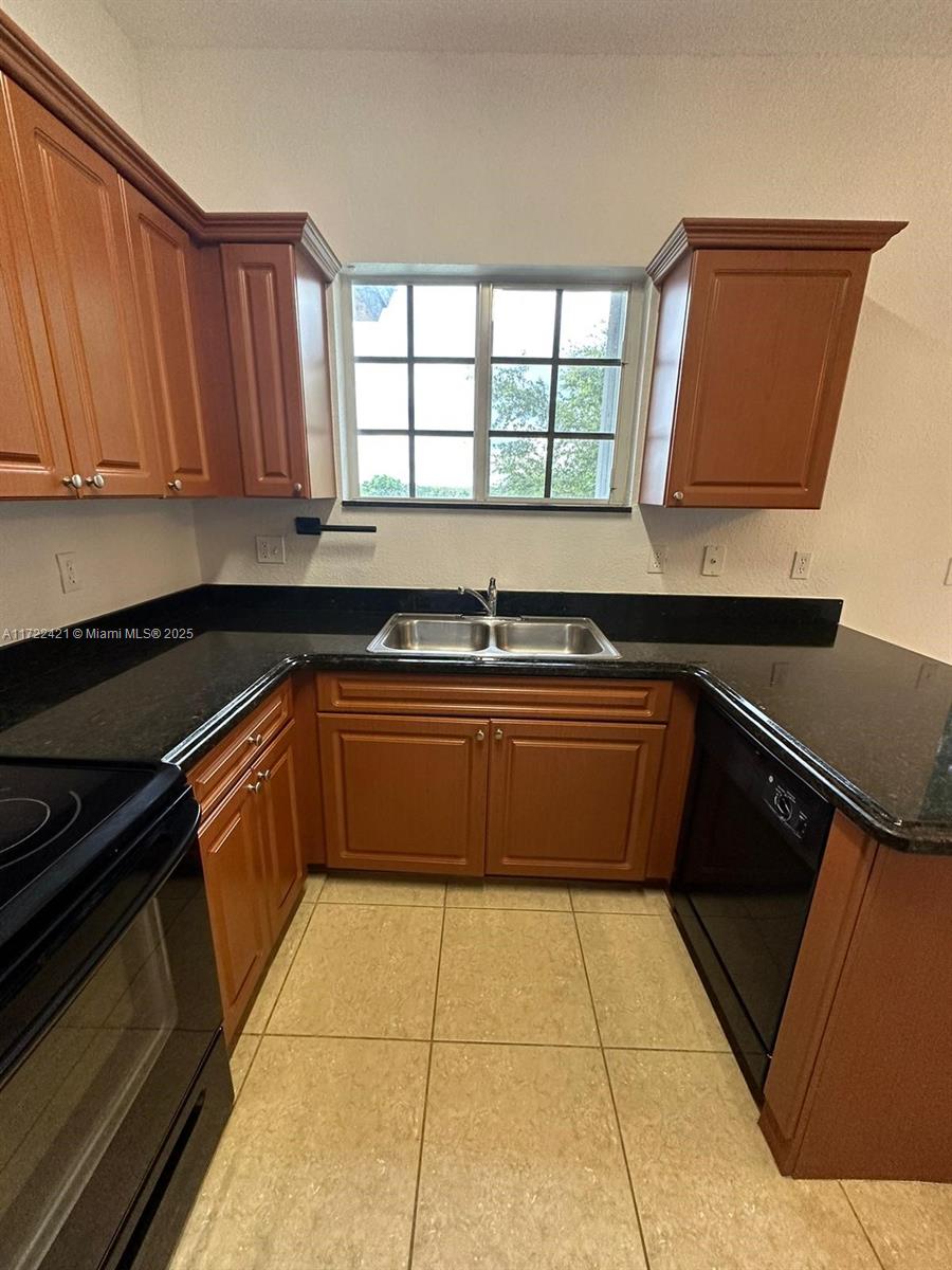f3b61b38-3833 2589 NE 4th St # 205, Homestead FL 33033 — #A11722421