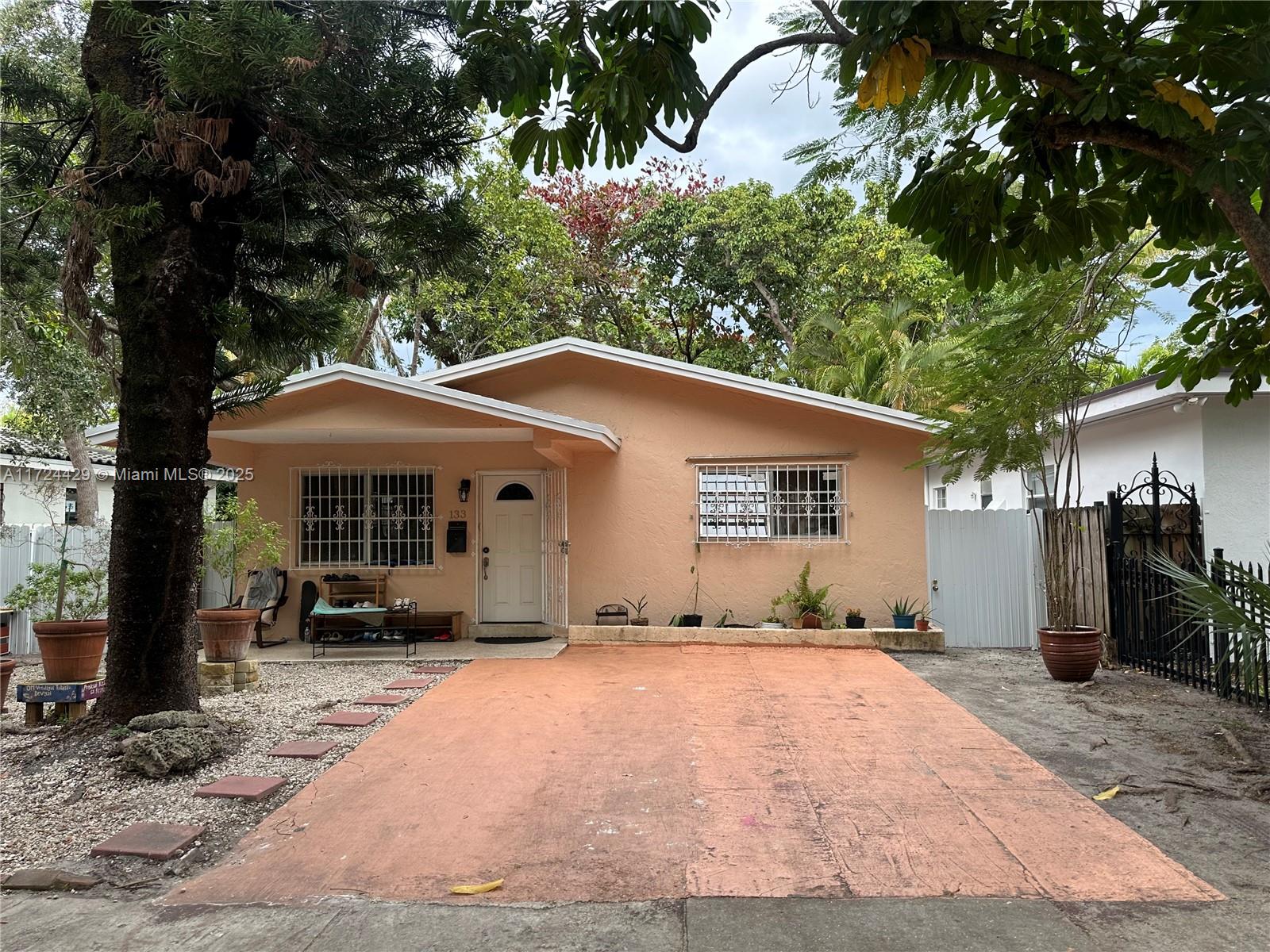 133 NE 48th St, Miami FL 33137 — #A11724429