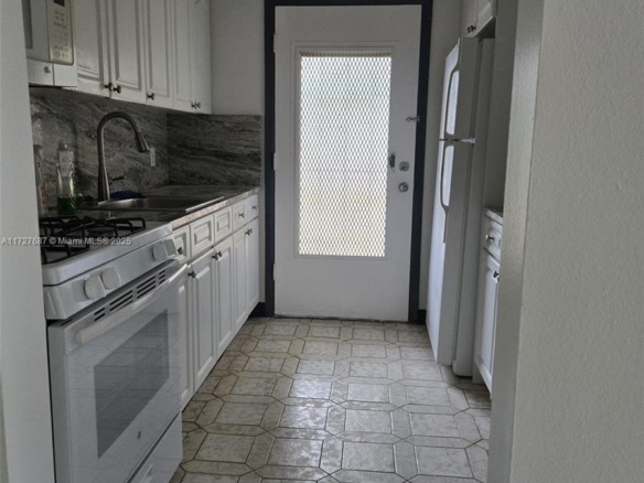 160 NE 203rd Ter # 18, Miami Gardens FL 33179 — #A11727687