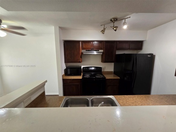 2622 NW 33rd St # 2011, Oakland Park FL 33309 — #A11727896