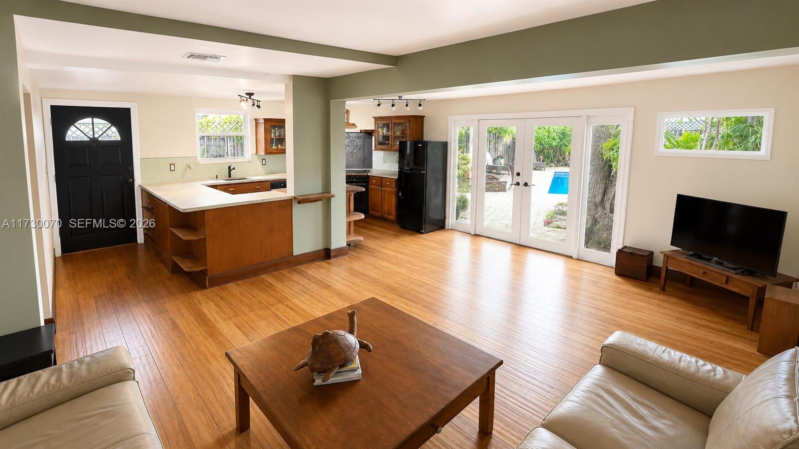 f3b61b38-3947 1401 NE 33rd St, Oakland Park FL 33334 — #A11730070