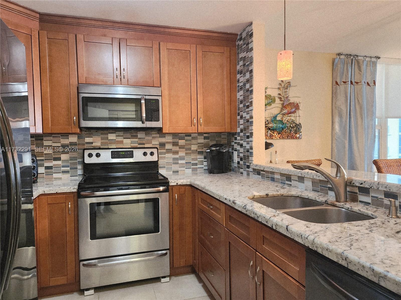 f3b61b38-3975 3505 S Ocean Dr # 1206, Hollywood FL 33019 — #A11732291