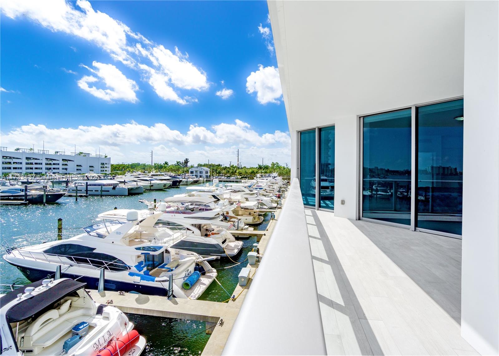 f3b61b38-3993 17301 Biscayne Blvd # 207, North Miami Beach FL 33160 — #A11733837