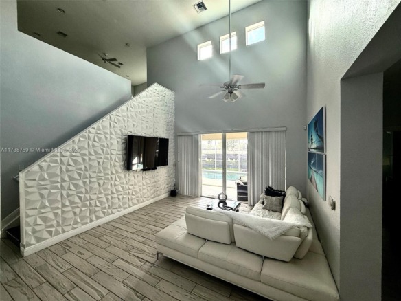 2602 Augusta Dr, Homestead FL 33035 — #A11738789