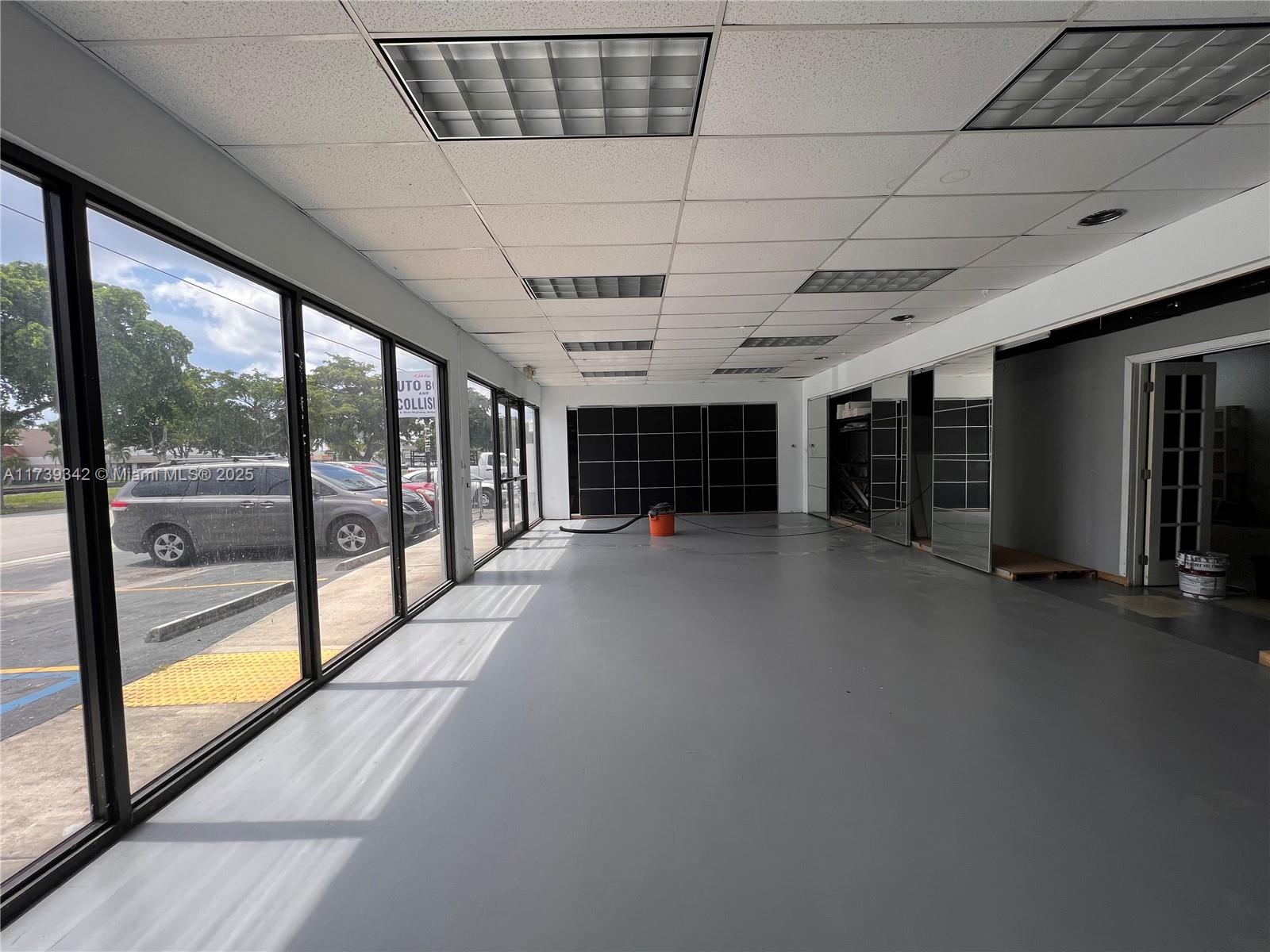 1100 S Dixie Hwy, Hollywood FL 33020 — #A11739342