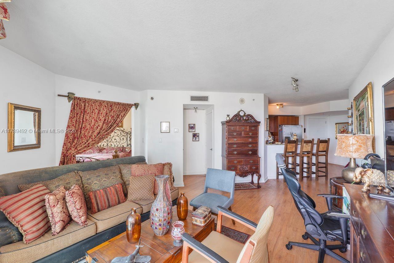 f3b61b38-4059 9055 SW 73rd Ct # 903, Miami FL 33156 — #A11739492