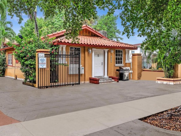 1228-1234-1250 SW 2nd St, Miami FL 33135 — #A11842324