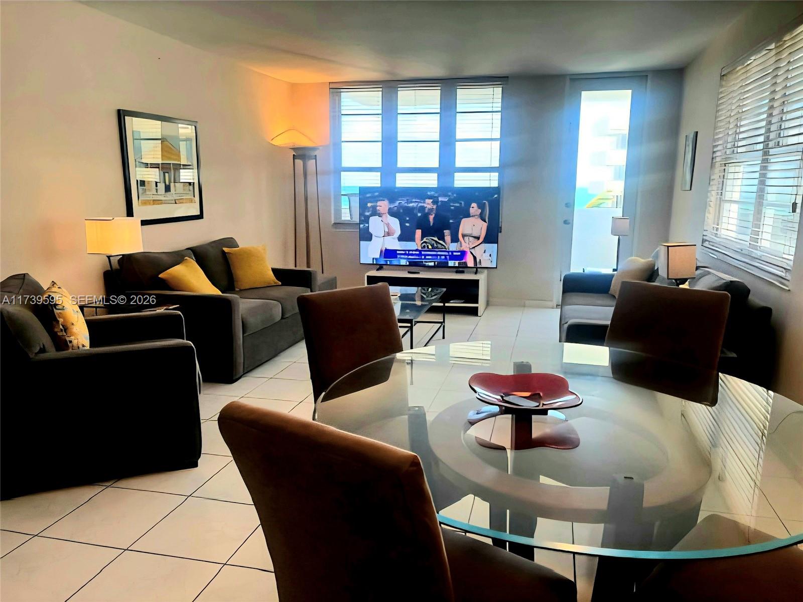 f3b61b38-4060 100 Lincoln Rd # 821, Miami Beach FL 33139 — #A11739595