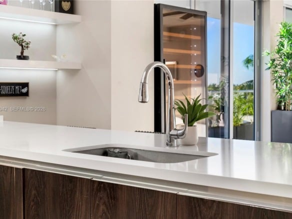 1180 N Federal Hwy # 605, Fort Lauderdale FL 33304 — #A11739942