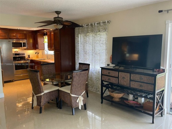 3050 E Sunrise Lakes Dr # 324, Sunrise FL 33322 — #A11739994