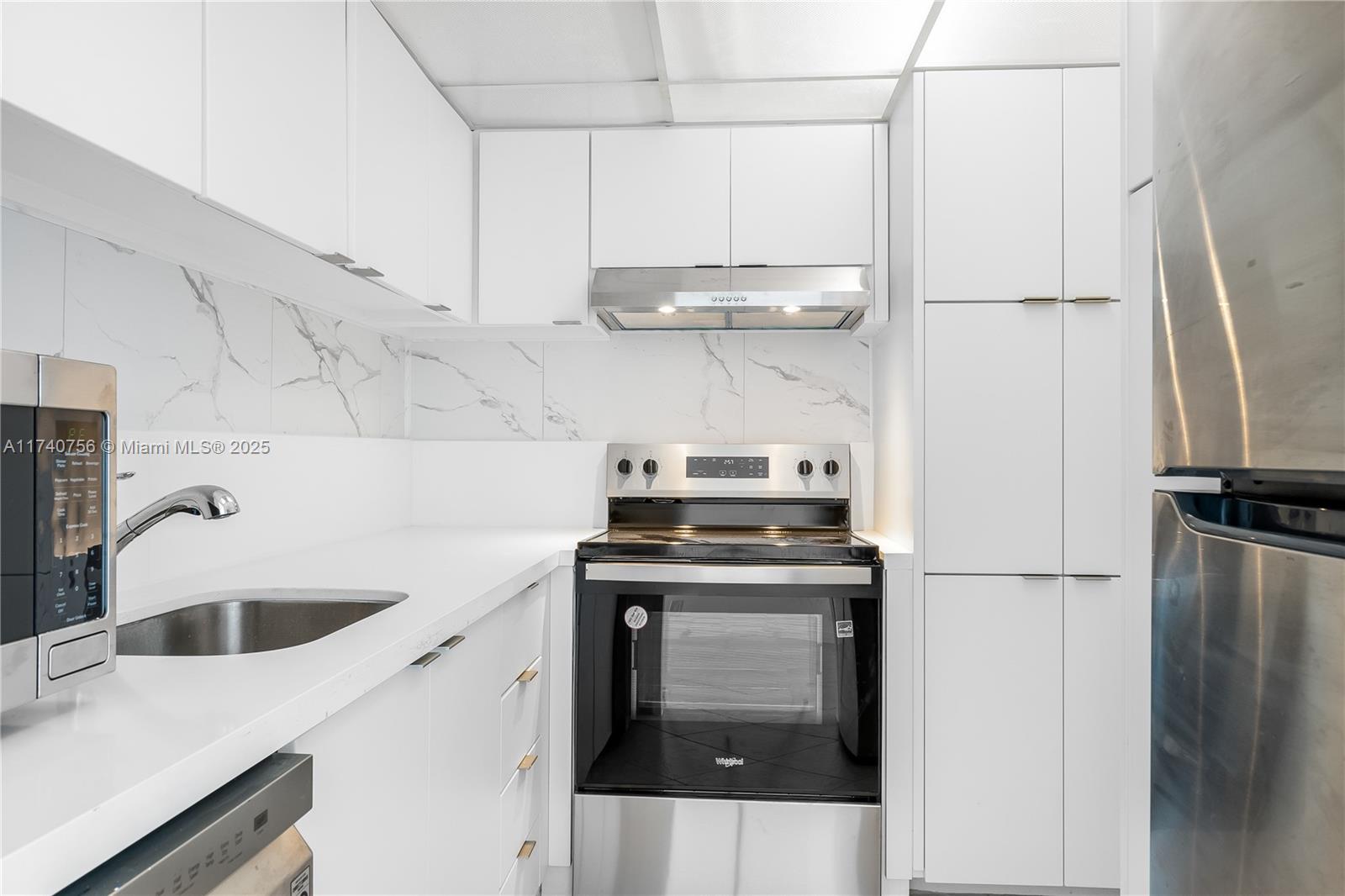1000 West Ave # 1008, Miami Beach FL 33139 — #A11740756
