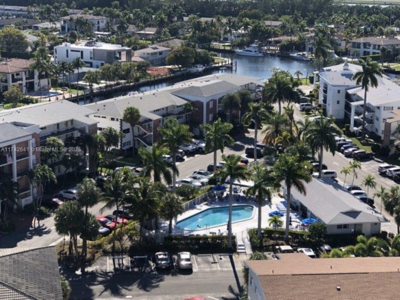 427 Golden Isles Dr # 15J, Hallandale Beach FL 33009 — #A11742641