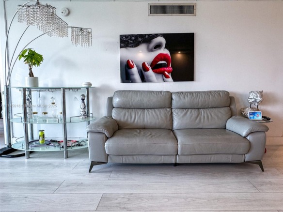 100 Bayview Dr # 721, Sunny Isles Beach FL 33160 — #A11745018