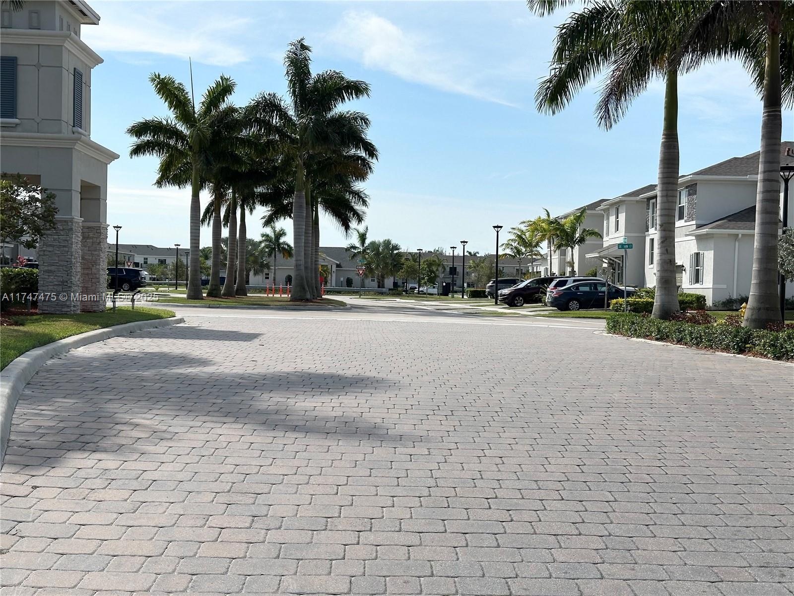 f3b61b38-4158 1848 SE 7 Ter # 1848, Homestead FL 33034 — #A11747475