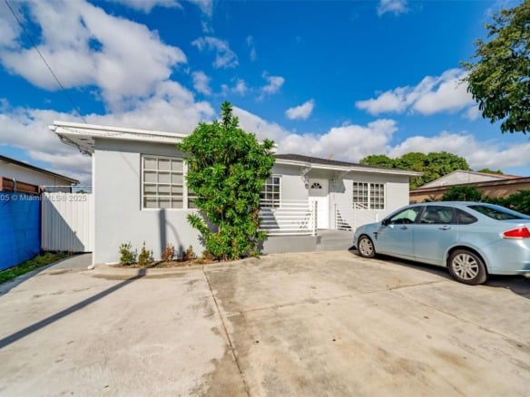 859 E 23rd St, Hialeah FL 33013 — #A11748305