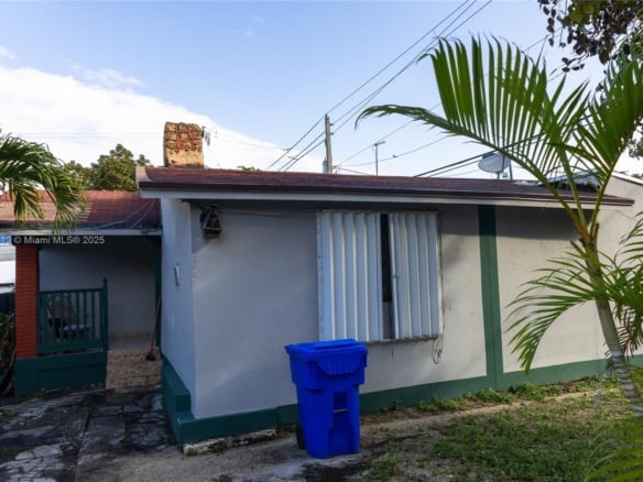 203 NW 35th St, Miami FL 33127 — #A11749710