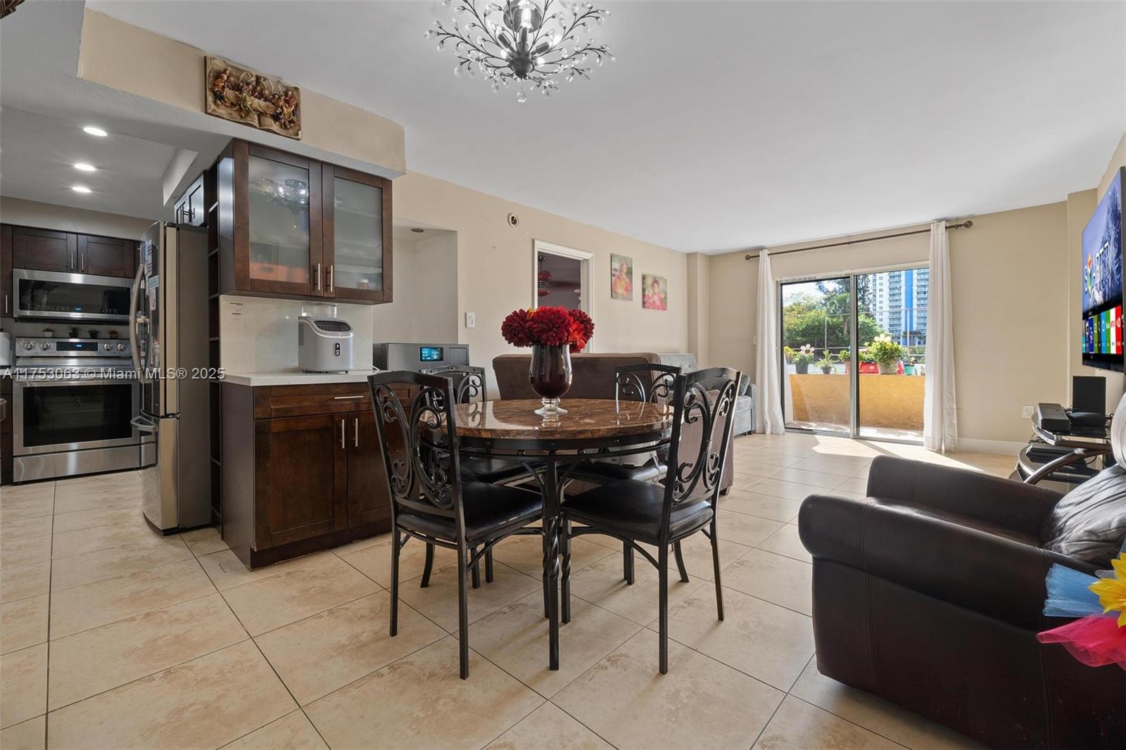 f3b61b38-4225 4801 NW 7th St # 16, Miami FL 33126 — #A11753063