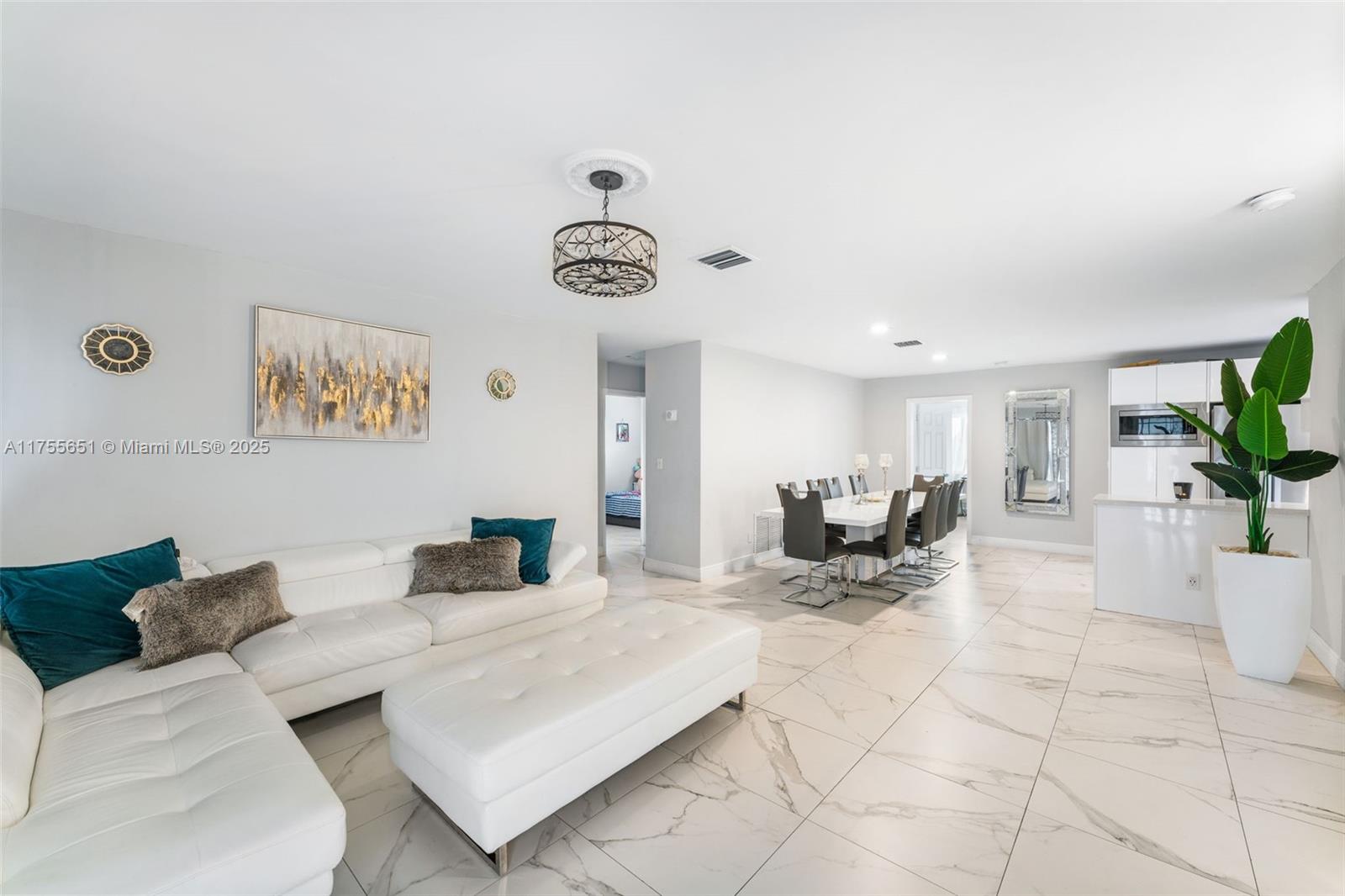 2751 NW 26th Ave, Oakland Park FL 33311 — #A11755651