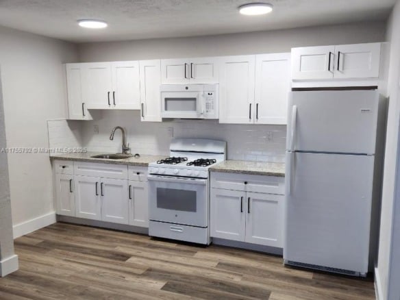 25 W 6th St # 25, Hialeah FL 33010 — #A11755792