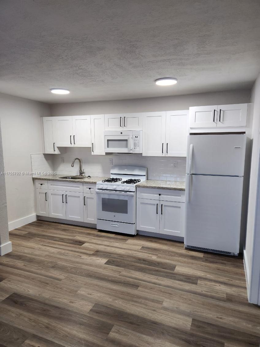 f3b61b38-4269 25 W 6th St # 25, Hialeah FL 33010 — #A11755792