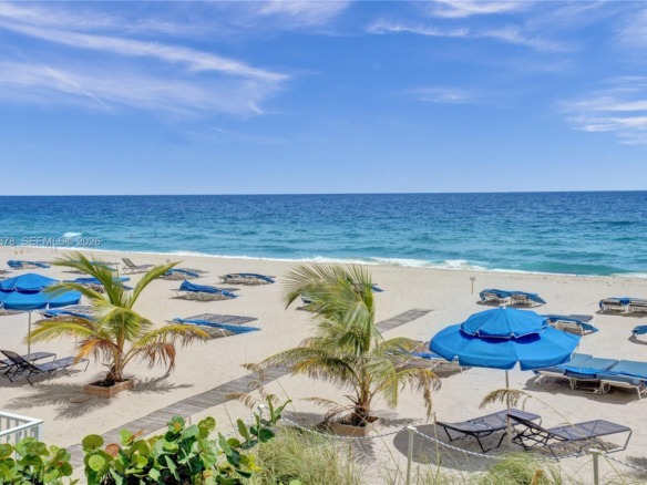 3700 Galt Ocean Dr # 402, Fort Lauderdale FL 33308 — #A11756878