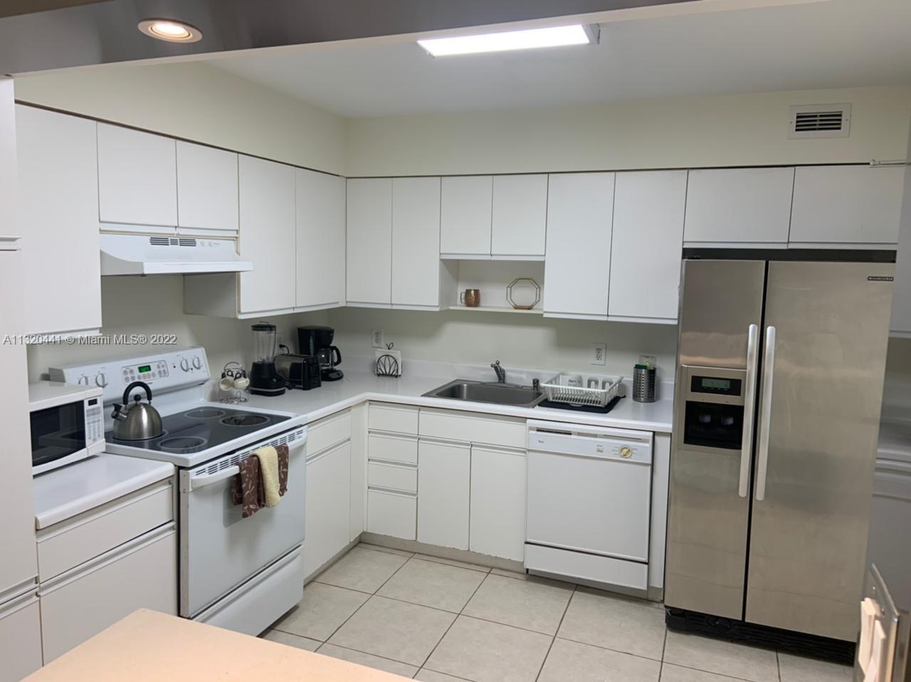 f3b61b38-429 5151 Collins Ave # 727, Miami Beach FL 33140 — #A11320441