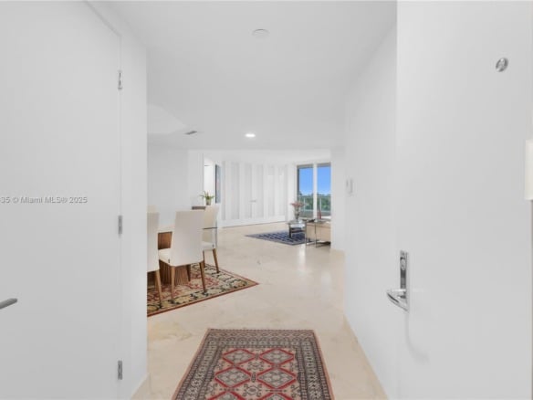 21055 Yacht Club Dr # 902, Aventura FL 33180 — #A11757435