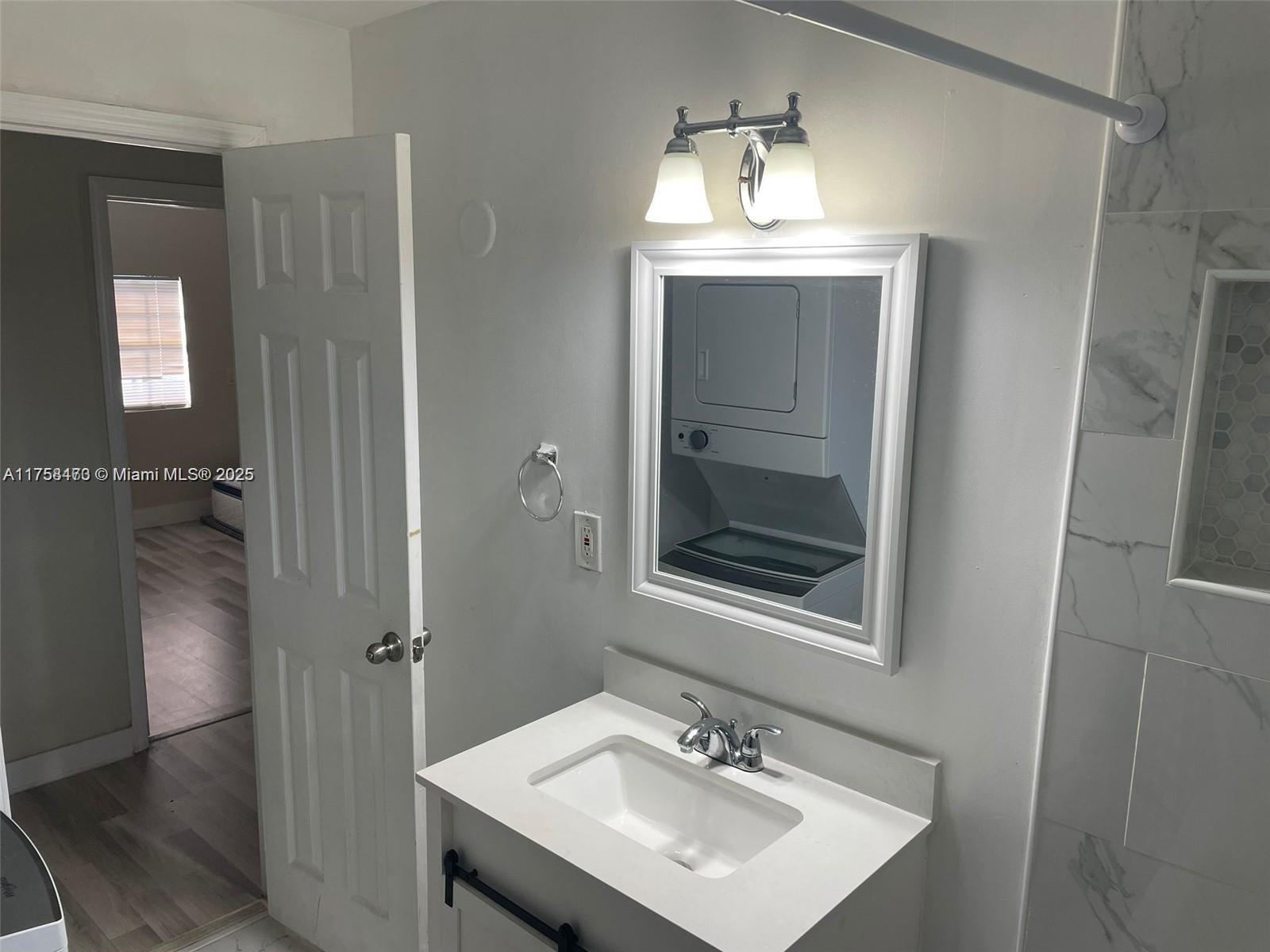 f3b61b38-4310 4896 SW 28th Ter, Dania Beach FL 33312 — #A11758473