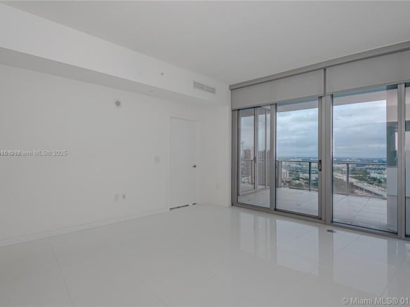 851 NE 1st Ave # 2600, Miami FL 33132 — #A11758518