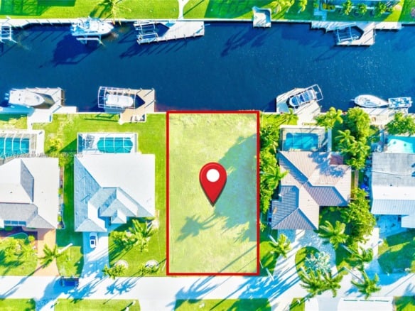 2022 SE 29th ST, Cape Coral FL 33904 — #A11759282