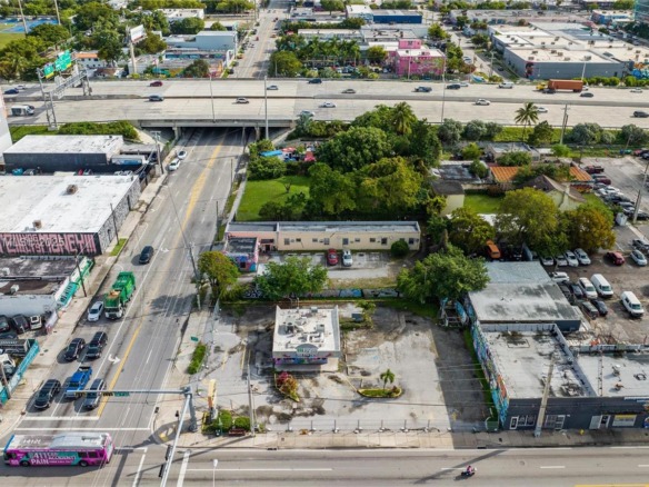 660,662,664 NW 29th St, Miami FL 33127 — #A11766314