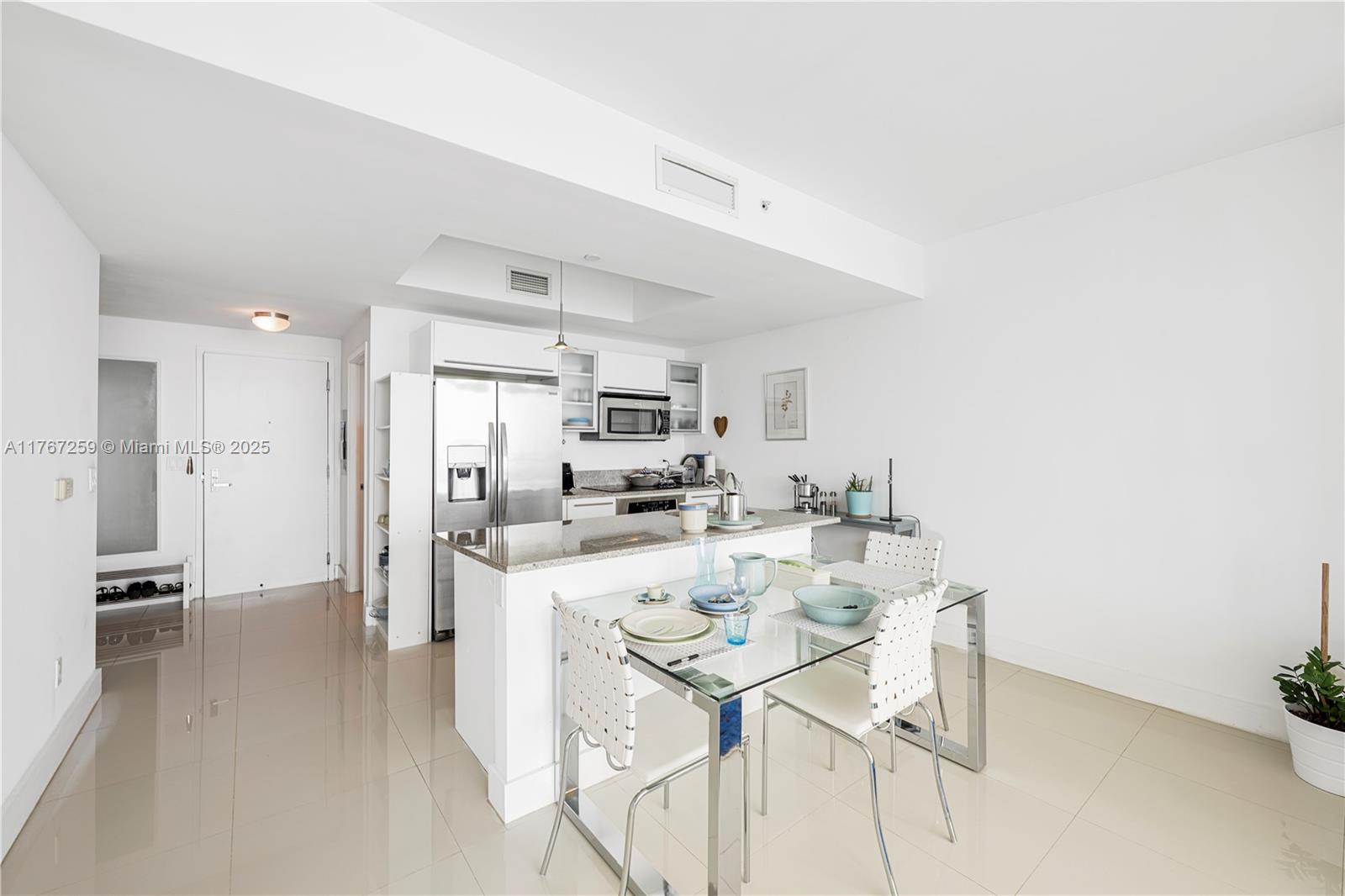 f3b61b38-4444 888 Biscayne Blvd # 4306, Miami FL 33132 — #A11767259