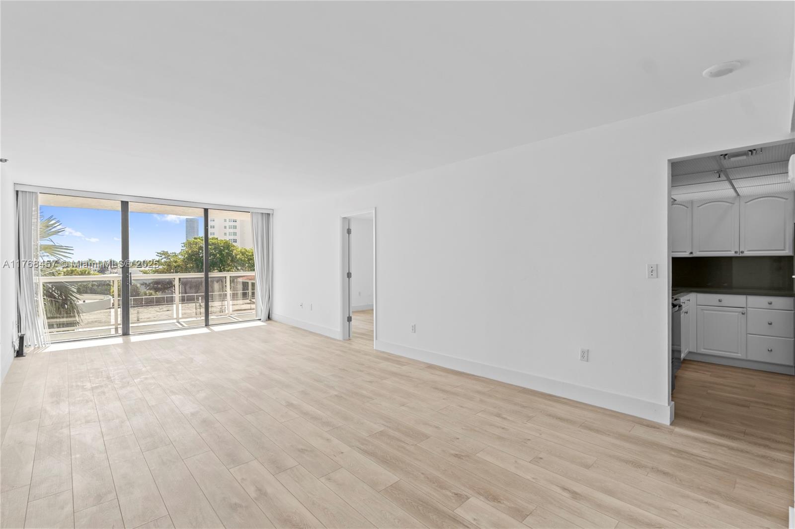 20505 E Country Club Dr # 434, Aventura FL 33180 — #A11768457