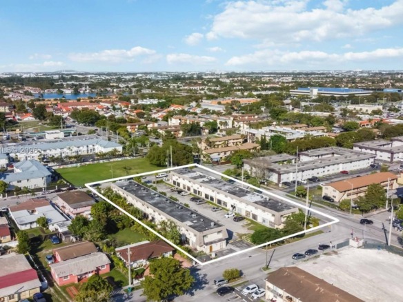 10904 SW 2nd, Sweetwater FL 33174 — #A11768560