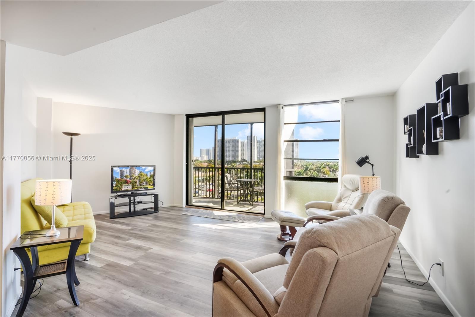 3475 N Country Club Dr # 818, Aventura FL 33180 — #A11770056