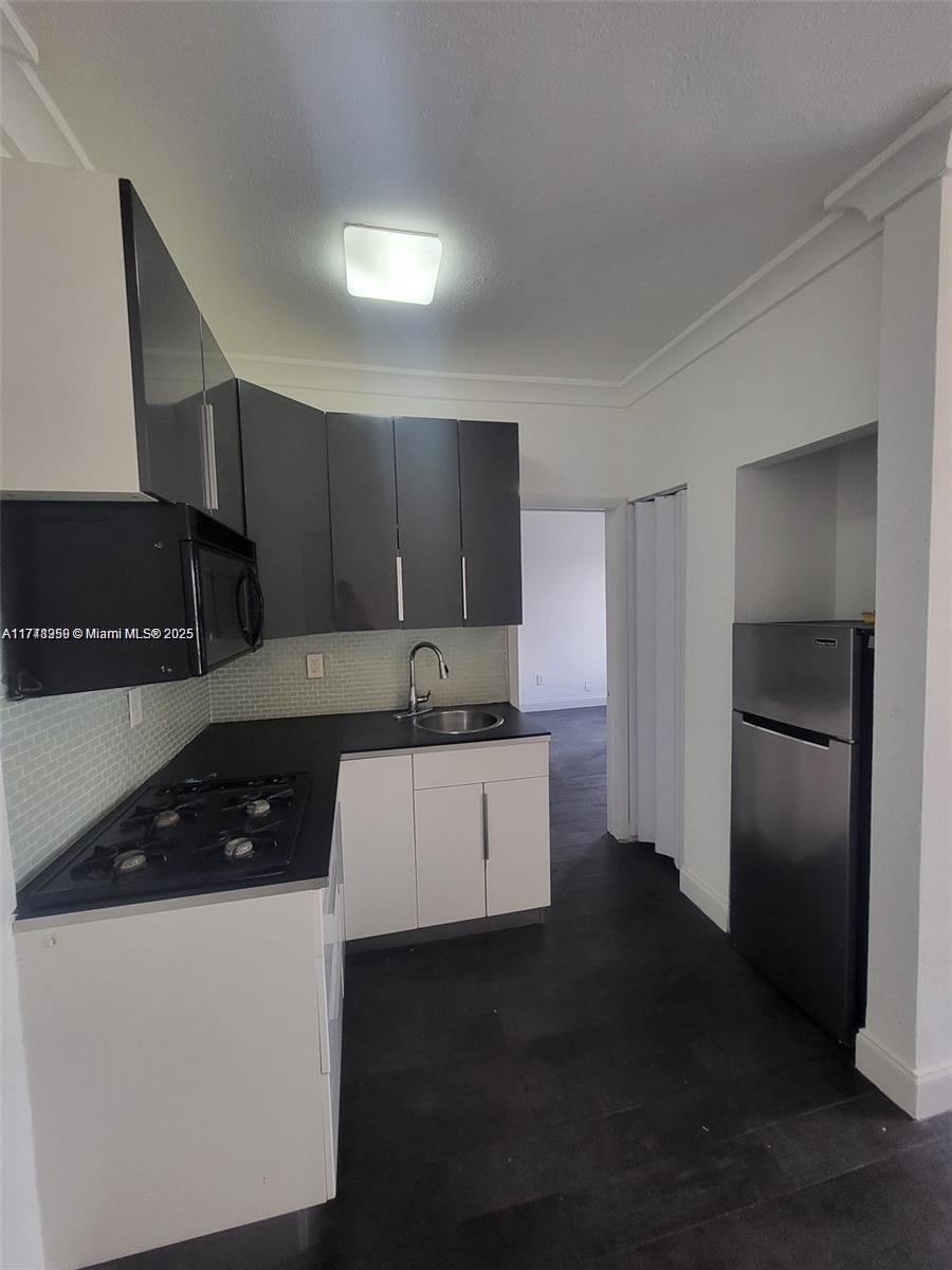 1611 Michigan Ave # 25, Miami Beach FL 33139 — #A11771359