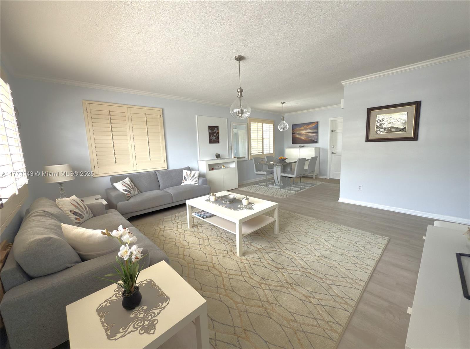 f3b61b38-4554 2340 NE 9th St # 210, Fort Lauderdale FL 33304 — #A11773043