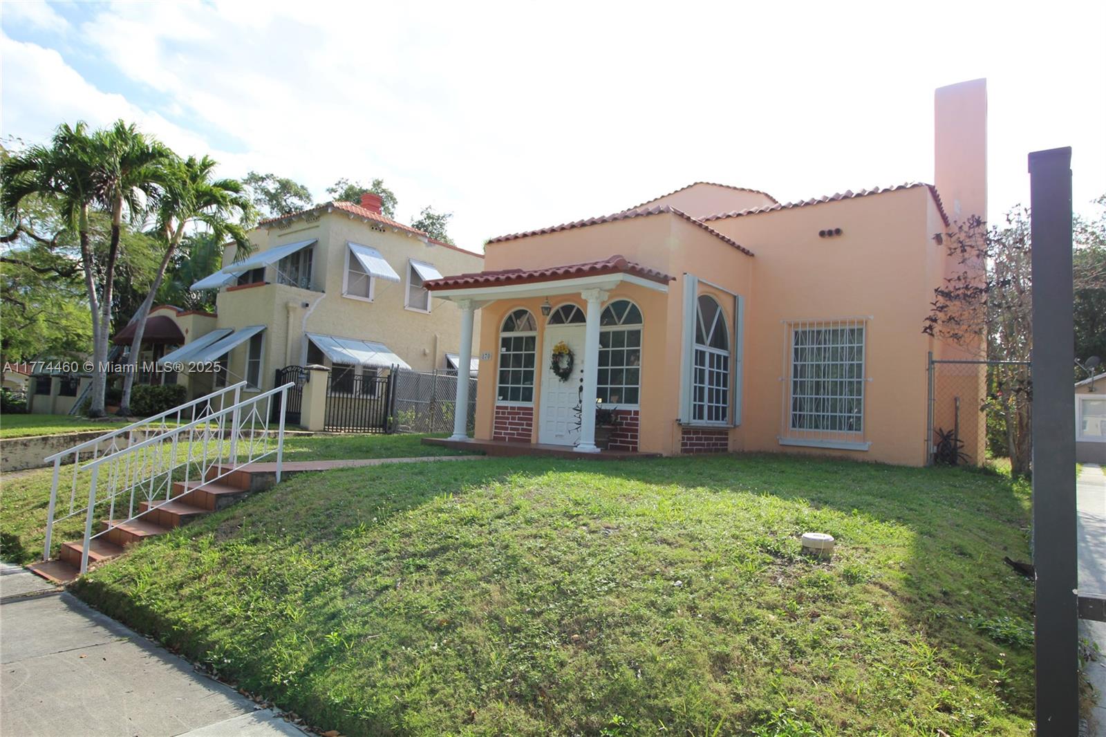f3b61b38-4572 870 NW 14th Ct, Miami FL 33125 — #A11774460