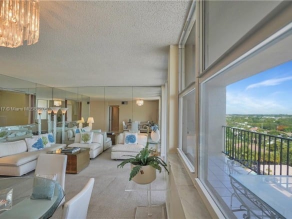 2881 NE 33rd Ct, Fort Lauderdale FL 33306 — #A11777417