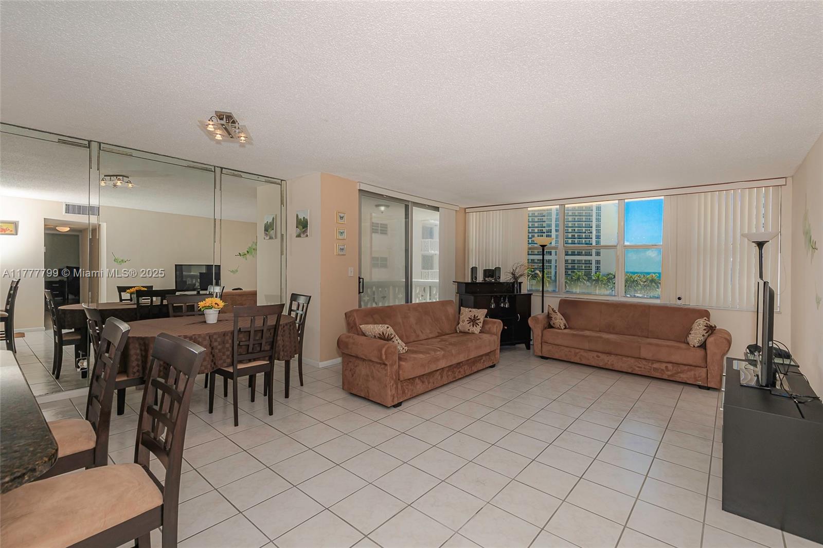 f3b61b38-4618 1817 S Ocean Dr # 628, Hallandale Beach FL 33009 — #A11777799
