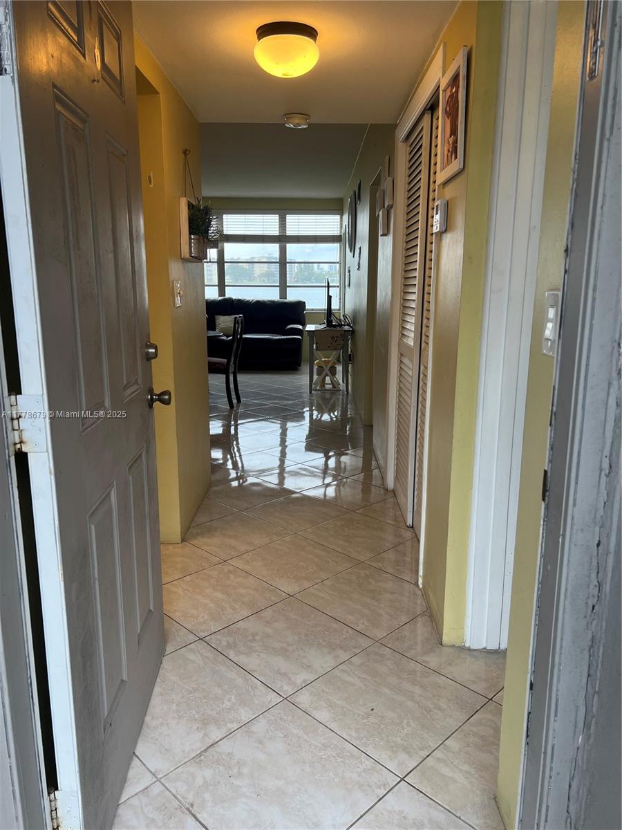 f3b61b38-4631 18555 NE 14th Ave # 516, Miami FL 33179 — #A11778679