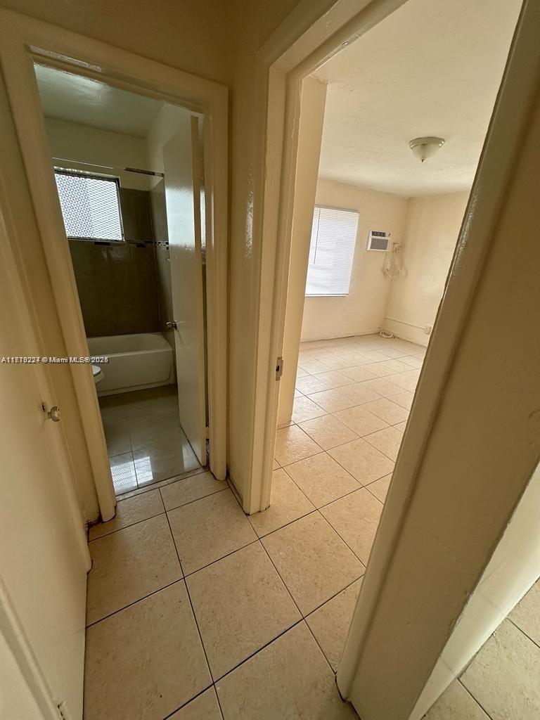 f3b61b38-4639 756 NW 5th St, Hallandale Beach FL 33009 — #A11779224
