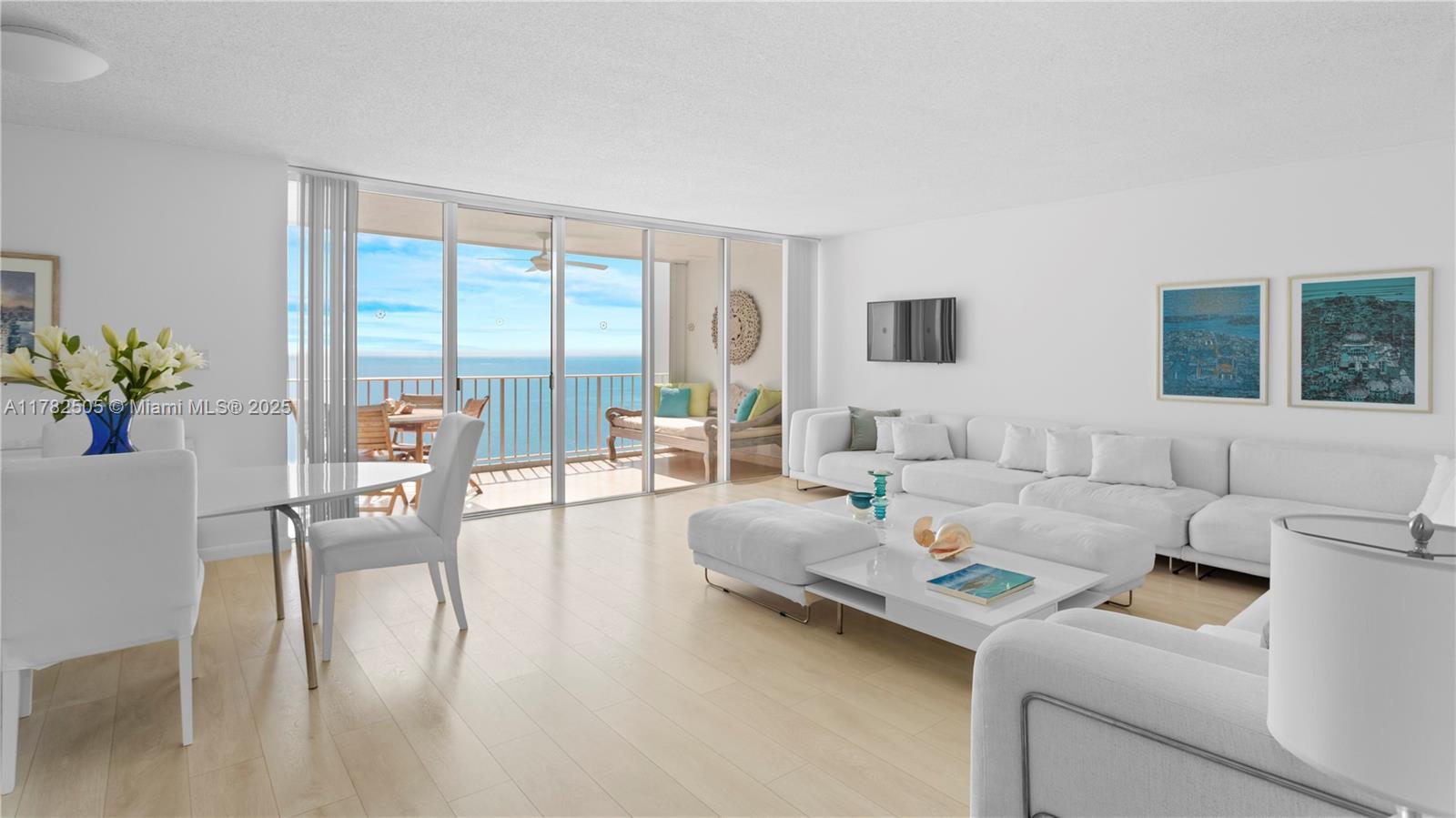 f3b61b38-4695 881 Ocean Dr # 24C, Key Biscayne FL 33149 — #A11782505