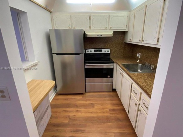 381 Fanshaw J # 381, Boca Raton FL 33434 — #A11785977