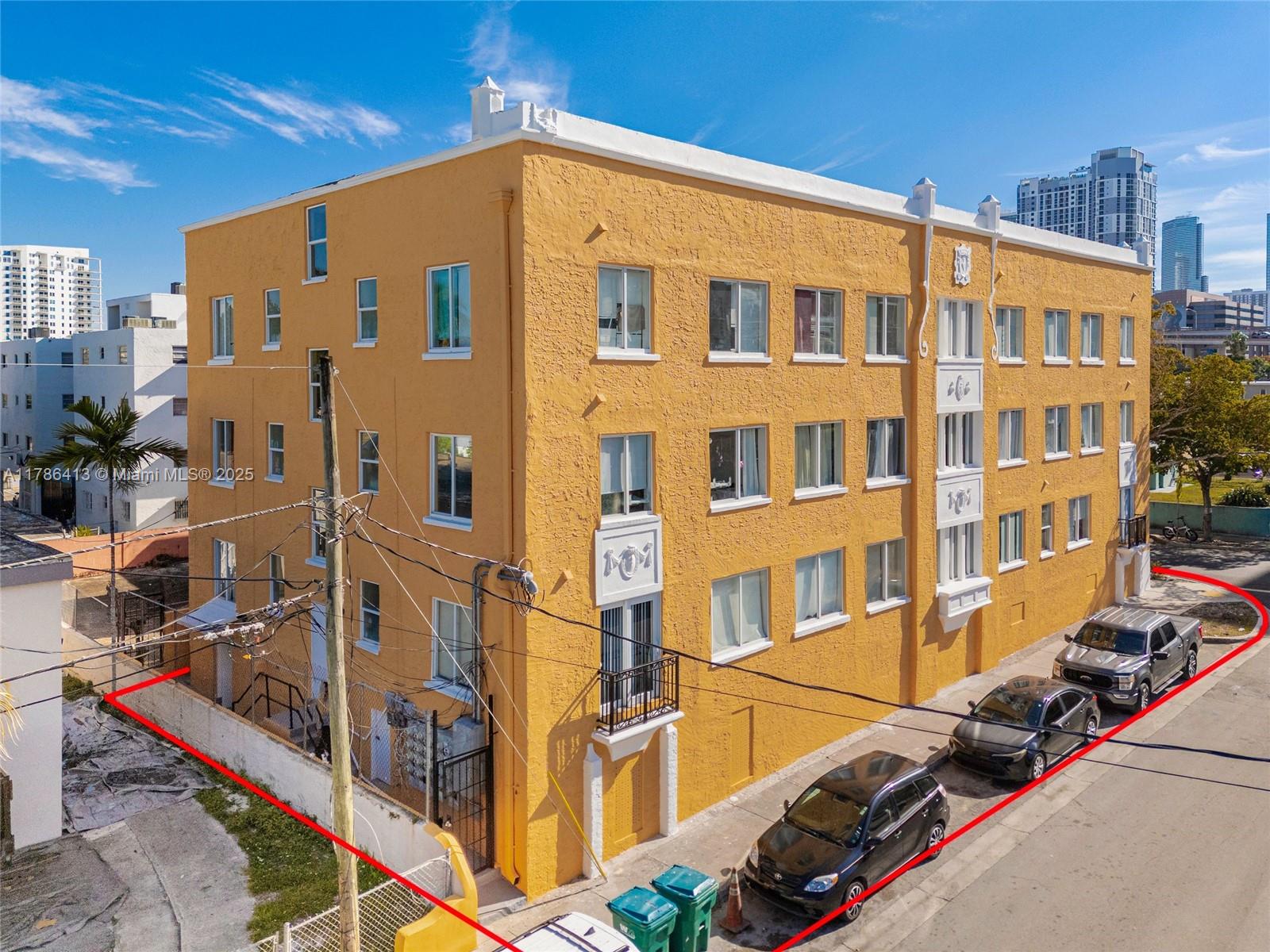 f3b61b38-4759 440 SW 5th Ave, Miami FL 33130 — #A11786413