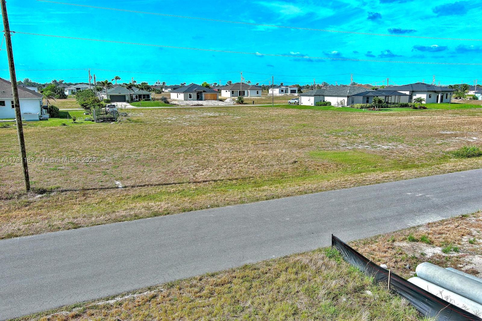 4008 NW 38th Ln, Cape Coral FL 33993 — #A11791183